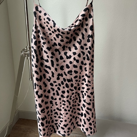 •SOLD• Princess Polly Maya Mini Dress - Picture 2 of 4